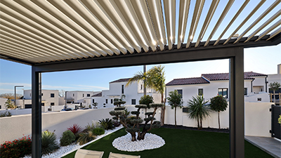 Luxury Bioclimatic Pergolas | Pergola with Rotating Aluminum Blades for ...